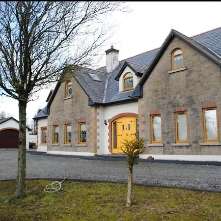 בית נופש The Mansion Ballintober (Roscommon)