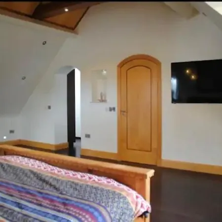 The Mansion בית נופש *